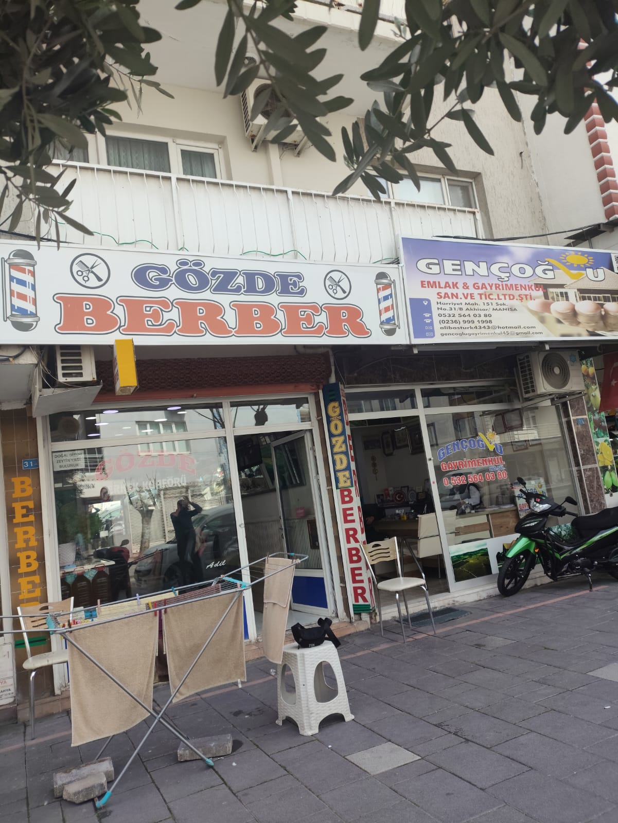 Akhisar erkek kuaförü salon detayı